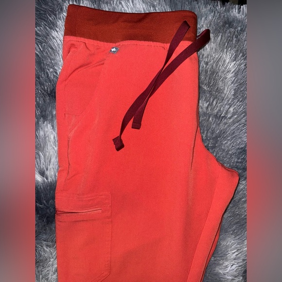 Figs Zamora Scrub Pants - Picture 7 of 9